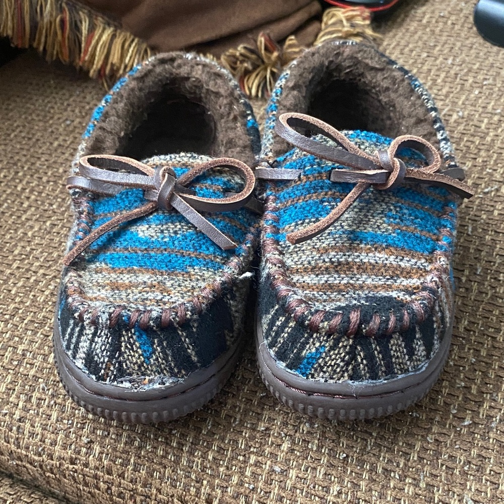 Twisted X Multicolor Moccasin Slippers